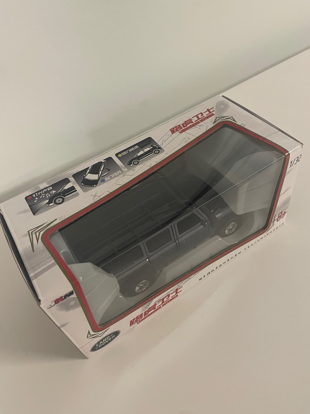 🚙 Land Rover Defender Diecast Toy Car - Gray 🚙 - Picture 2 of 6